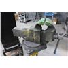 Image 2 : 5" vise with stand