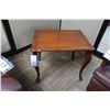 Image 3 : Lot: table 24"x18"x21" with x2 armchairs
