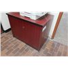 Image 2 : Lot: wooden desk & cabinet - FURNITURE ONLY