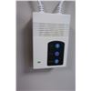 Image 2 : Projector screen