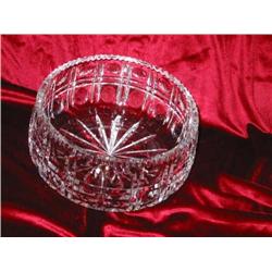 Full-lead crystal bowl 8" diameter x 3.5" deep
