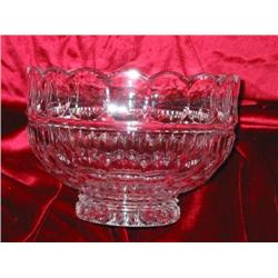 Full-lead crystal bowl 9" diameter x 6.5" tall