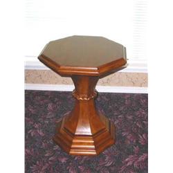 Octogan shaped side table by Bernhardt top is 20" x20" x 26" tall - table is very heavy
