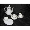 Image 1 : 21-piece bridge/snack set in white porcelain trimmed in platinum - set includes 8 kidney shaped plat
