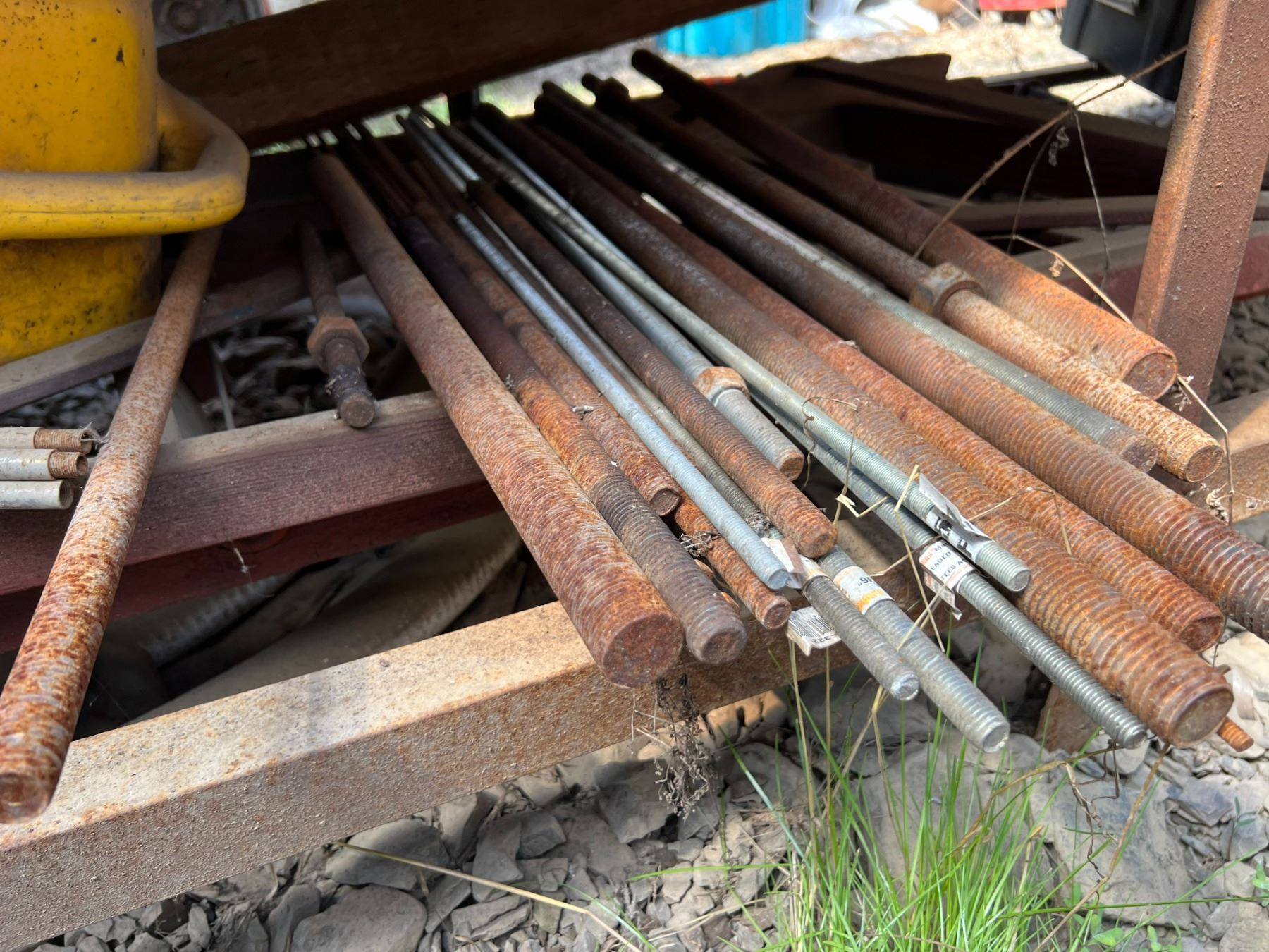 Redi Struts ASSORTED REDI ROD - Able Auctions
