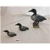 Image 3 : Wooden Loon family carved