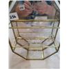 Image 2 : Brass with glass disply case