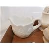 Image 2 : Milk Glass Lot, Salt and Pepper shakers, bowl