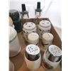 Image 4 : Mixed lot of salt and pepper shakers Lot 2