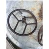 Image 4 : Singer treadle pedal and 2 cast iron wheels