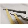 Image 4 : Two Vintage Straight Razors, Lot 2