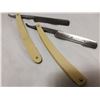 Image 5 : Two Vintage Straight Razors, Lot 2