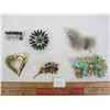 Image 1 : 6 Vintage Woman's brooches