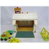 Image 3 : Fisher Price School House