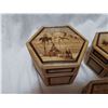 Image 3 : 3 Japanese stacking trinket wooden boxes, lot 1