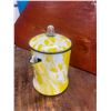 Image 3 : Granite ware, coffee pot - 7" tall - yellow