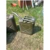 Image 3 : 3 vintage army gas cans