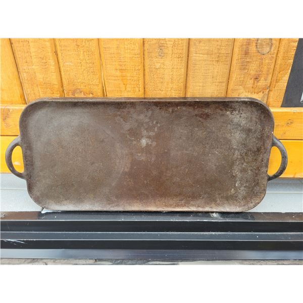 22" cast iron cooking / camping griddle