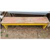 Image 1 : 5' Yellow/Red Garden Bench