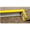 Image 8 : 5' Yellow/Red Garden Bench