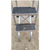 Image 2 : Vintage Kitchen Step Stool