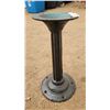 Image 3 : Black Cast Iron Base