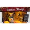 Image 2 : Lighted Christmas Bake Shop