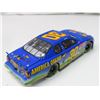 Image 5 : Jeff Green #30 AOL/Looney Tunes 2001 Monte Carlo 400 Looney Tunes 1:24 Scale stock car – Brand new