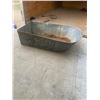 Image 1 : Galvanized bathtub