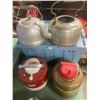 Image 2 : Lot of collectibles - Kettles, thermos', irons