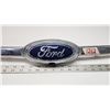 Image 2 : Large FORD emblem - plastic - 42" Long
