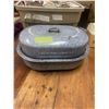 Image 1 : Granite-ware roaster - 19" long x 10" high