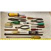 Image 1 : 21 Assorted Tools