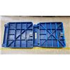 Image 5 : 2 plastic folding boat seats - like new