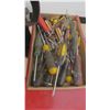 Image 2 : lot of assorted screwdrivers and bits