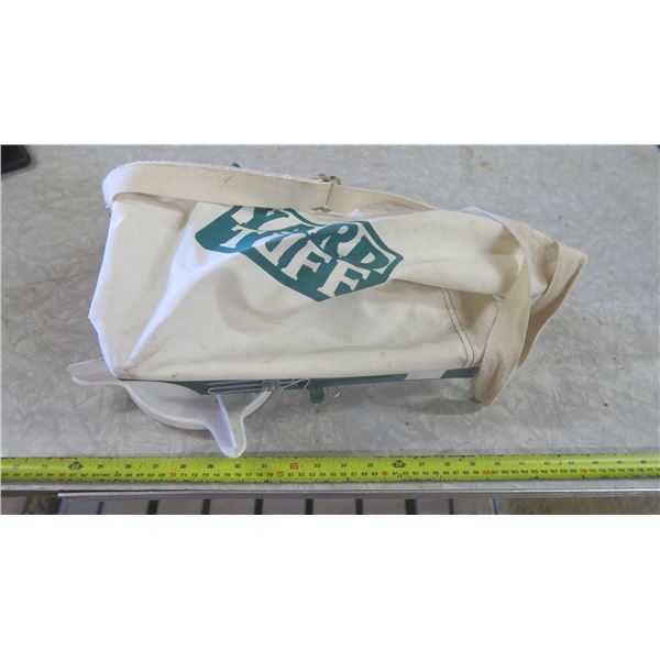 yard tuff handheld seed spreader