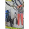 Image 3 : large bundle of drill bits + screwdrivers, pliers, laser level, blowtorch top, etc.