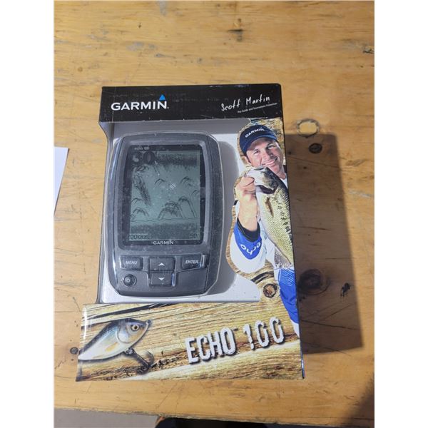 Garmin Echo 100 fish finder BNIB