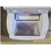 Image 2 : Ice'N Easy ice maker model DIM1254W