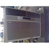 Image 1 : Frigidaire energy star window mount air conditioner with remote