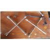 Image 5 : lot of lug wrenches