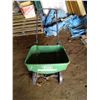 Image 1 : Scott's standard fertilizer spreader