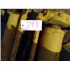 Image 4 : 3  D7G Hydraulic rams ( lift cylinder)
