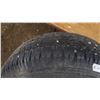 Image 2 : 6-bolt rim and tire - Goodyear 265/70R18