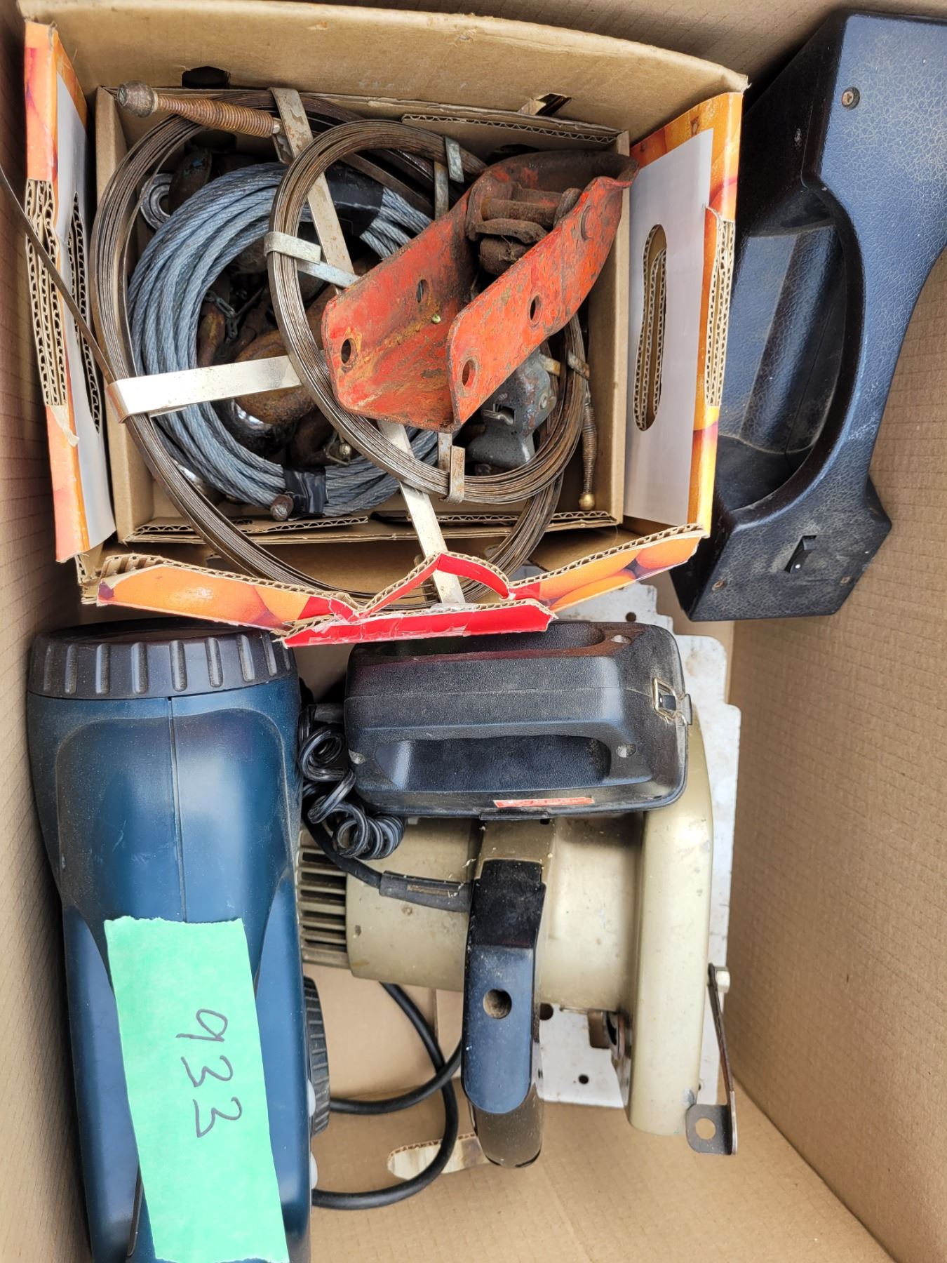 Skill Compressor Boxed lot - skill saw, air compressor for vehicle, 2 sewer snakes ...