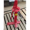 Image 3 : Tire changing jack – great condition