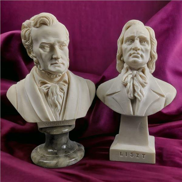 Lot of 2 Ivorex Statues from Italy