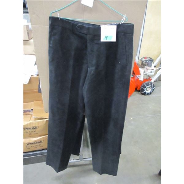 MEN'S PIERRE CARDIN PANTS (SIZE 36W)