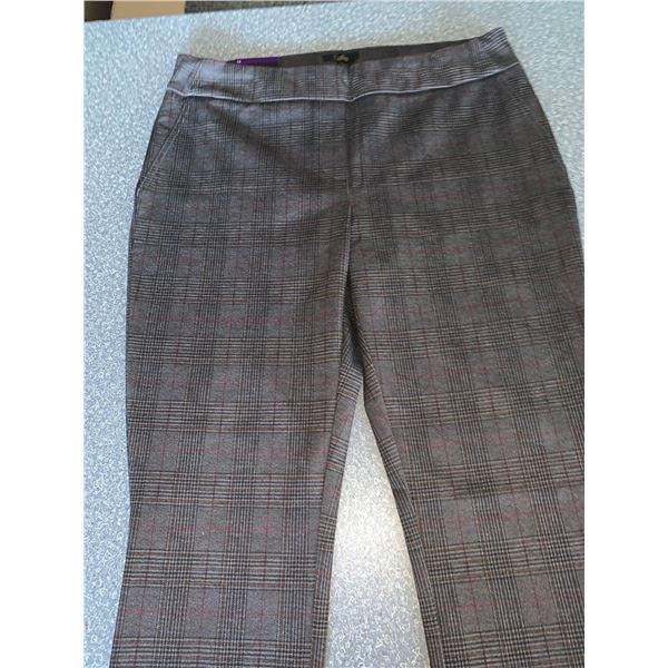Dalia Ladies Pants Size 14