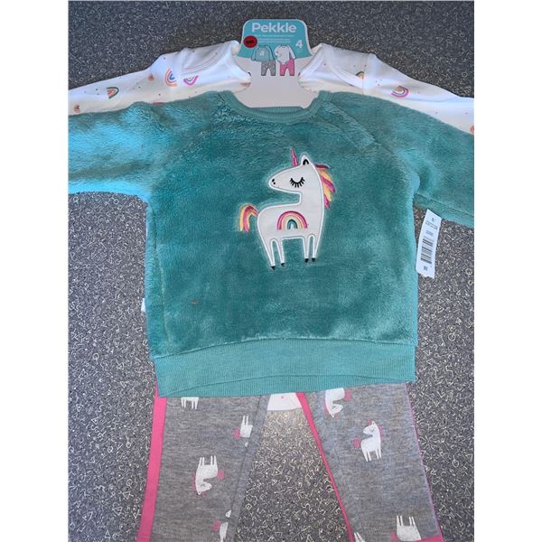Pekkle Plush Top With Bodysuit & Pants Size 9